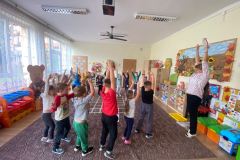 motion_photo_1535540381072073469