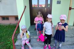 received_1573021023223837