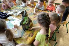 60C559DE-2DB2-43A0-B517-2363E1195B5F